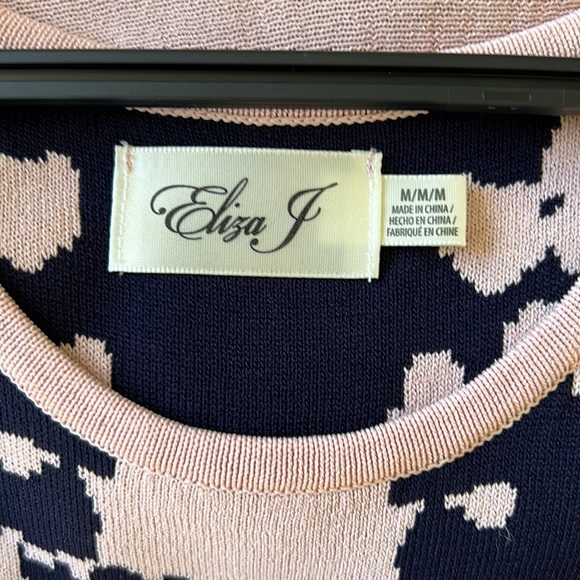 Elisa J Pink Navy and Fit and Flare Cocktail size M in pristine condition - Picture 8 of 8